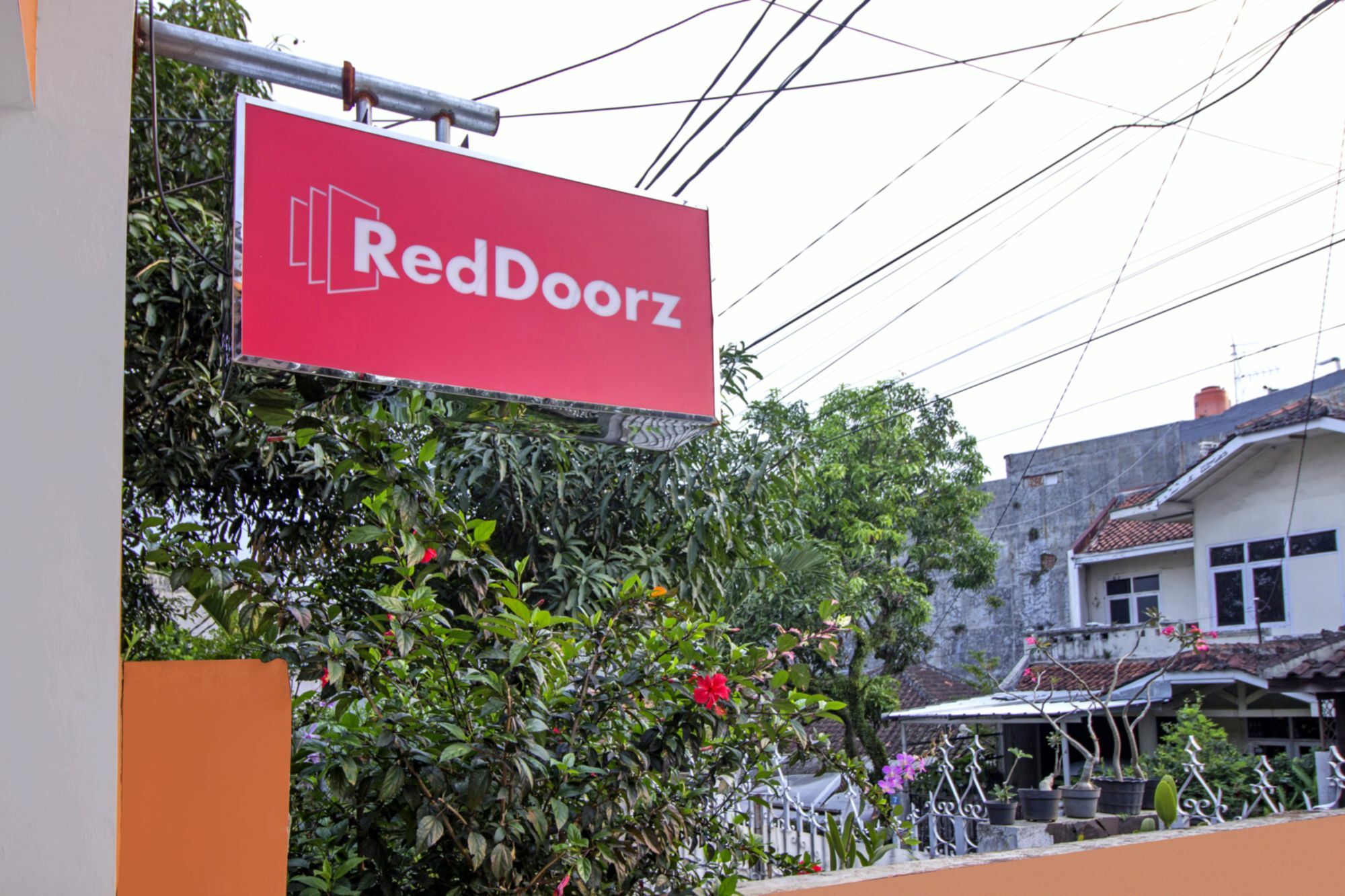 Reddoorz Syariah Near Btc Fashion Mall Bandung Extérieur photo