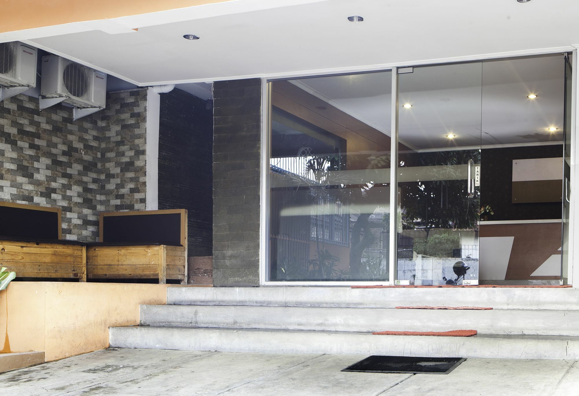 Reddoorz Syariah Near Btc Fashion Mall Bandung Extérieur photo